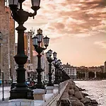 Due Passi Dal Borgo Antico Lejlighed