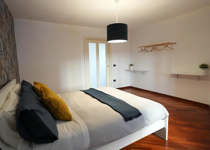 Due Passi Dal Borgo Antico *