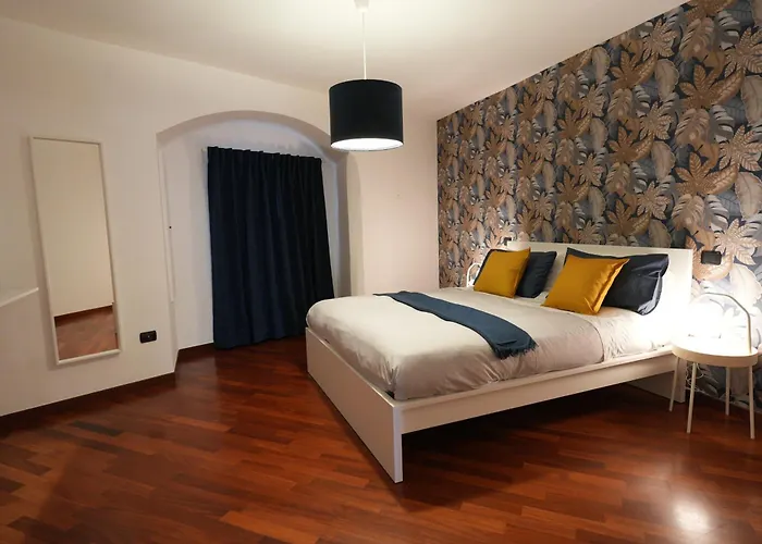 Due Passi Dal Borgo Antico * בארי