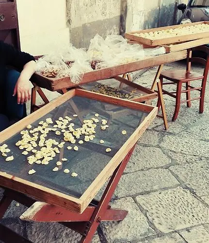 Due Passi Dal Borgo Antico דירה