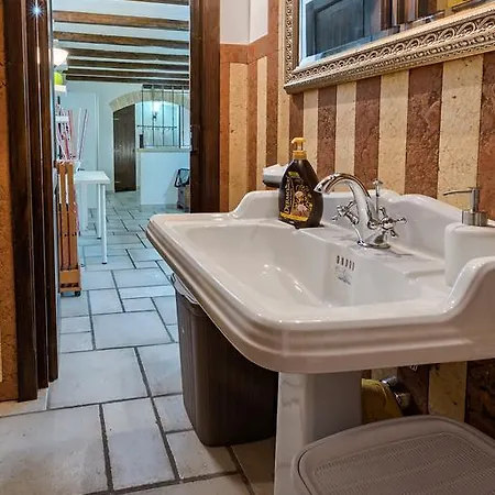 Appartement Due Passi Dal Borgo Antico Bari