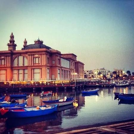 Due Passi Dal Borgo Antico باري